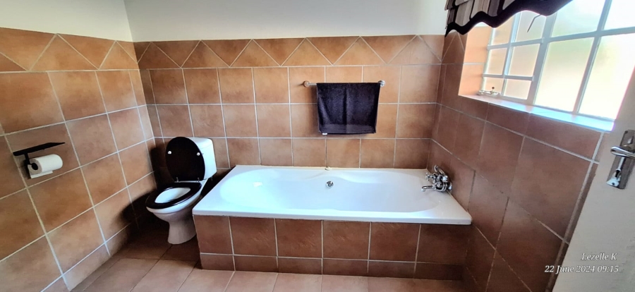 8 Bedroom Property for Sale in Swartruggens North West